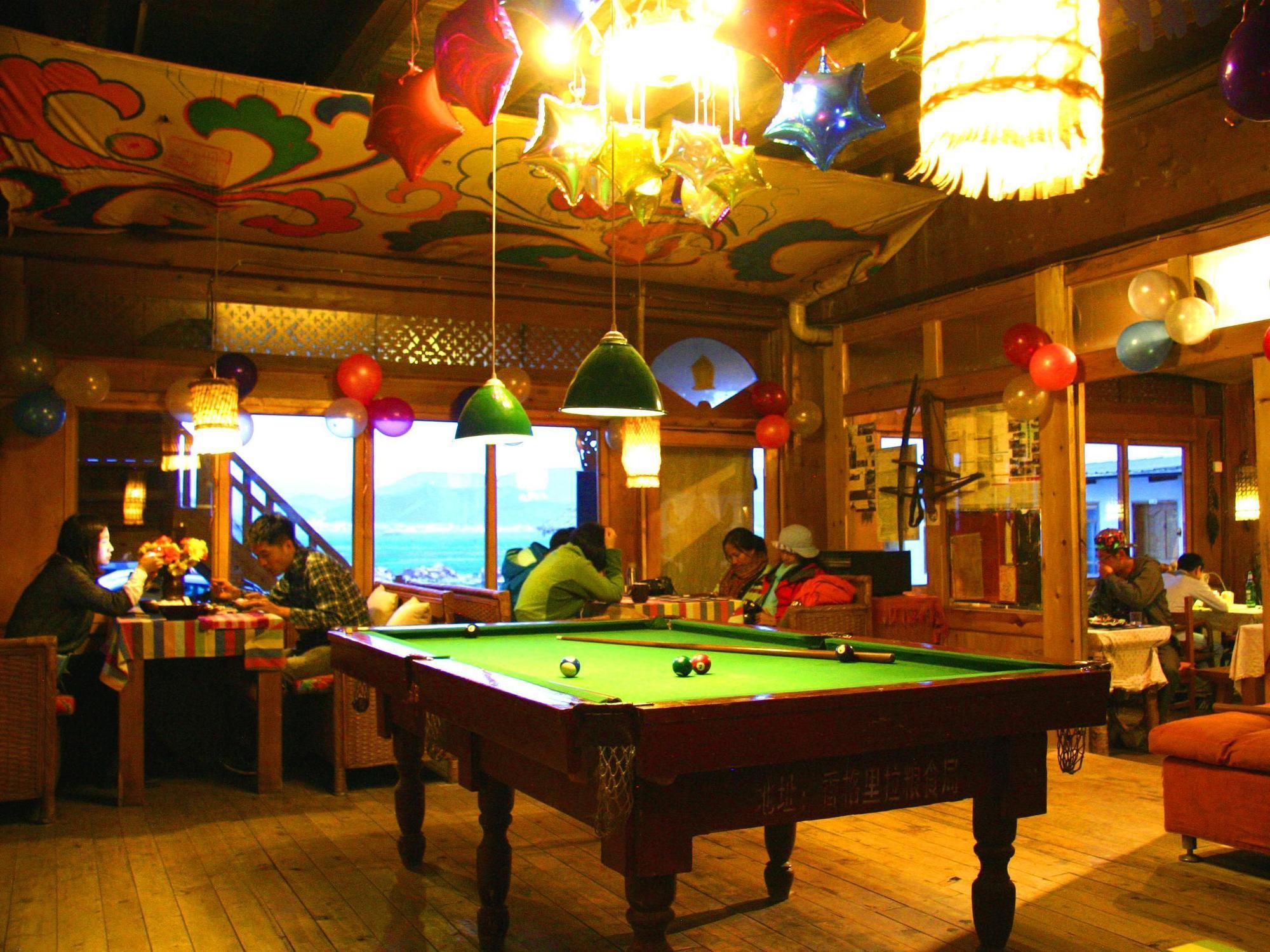 Shangri-La Lao Shay Youth Hostel Ngoại thất bức ảnh