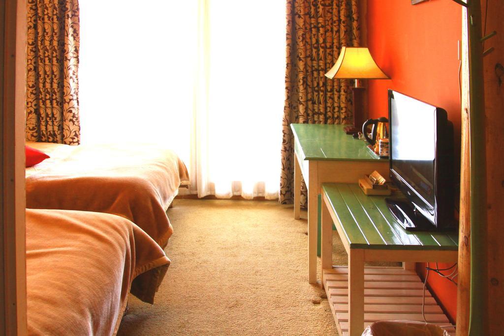 Shangri-La Lao Shay Youth Hostel Ngoại thất bức ảnh