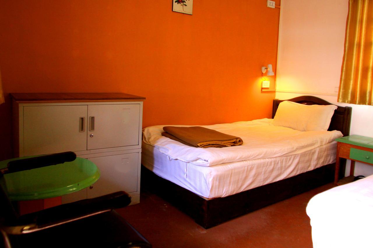 Shangri-La Lao Shay Youth Hostel Ngoại thất bức ảnh