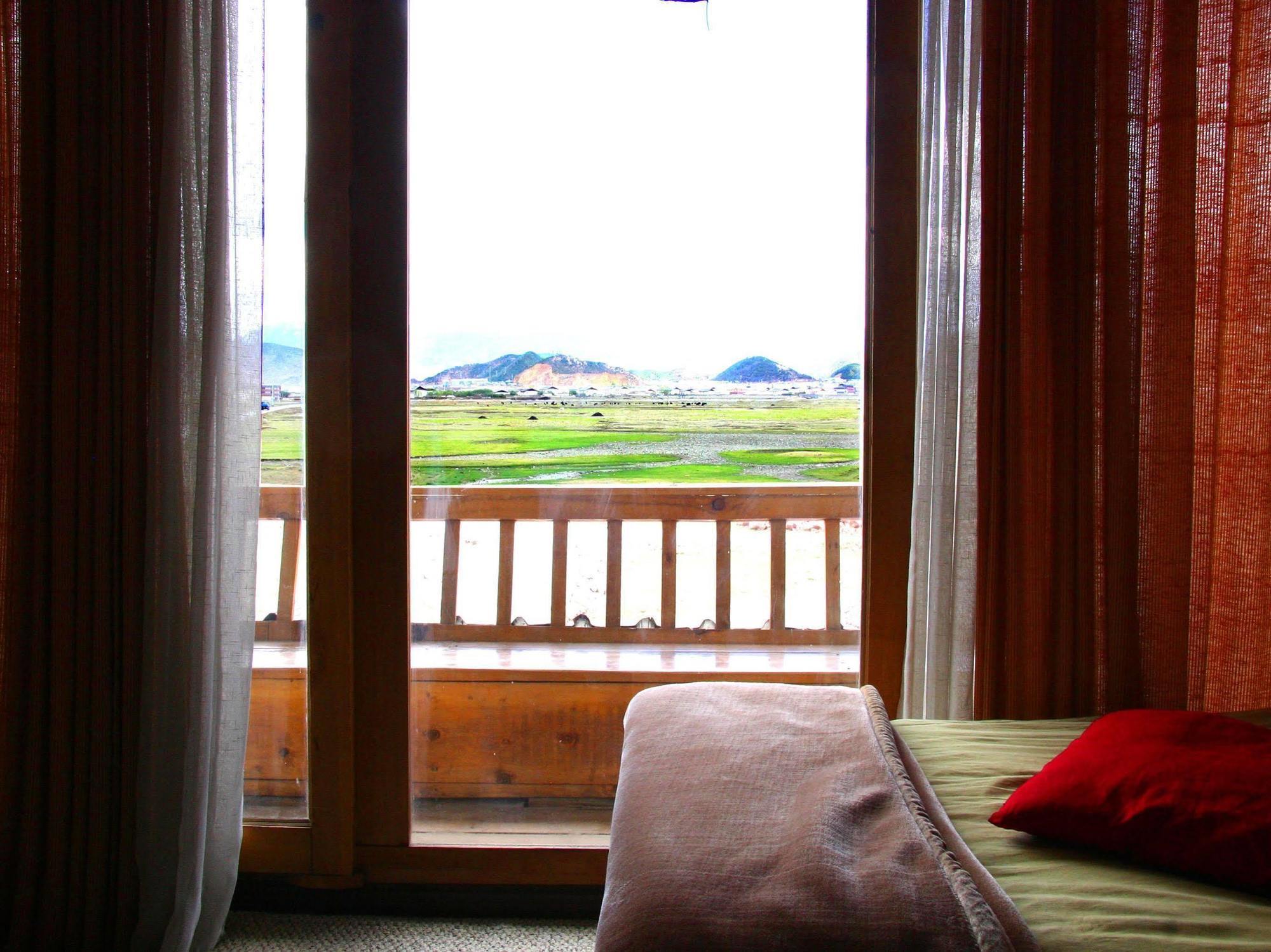 Shangri-La Lao Shay Youth Hostel Ngoại thất bức ảnh